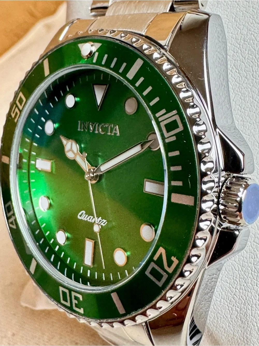 Invicta Green DIal 42mm Men's Quartz Dive Watch NWT